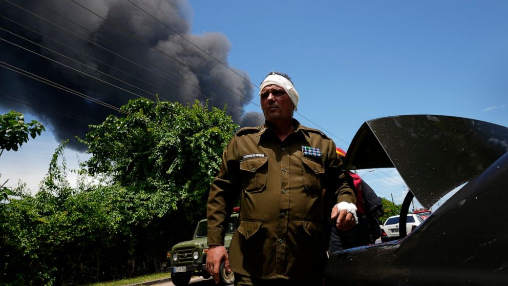 Fuego en Cuba granja de petrol